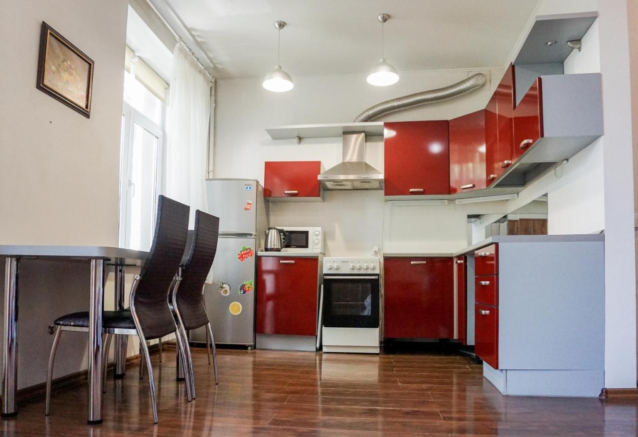 Doba In Ua Centre Apartments Ντνιπροπετρόφσκ Εξωτερικό φωτογραφία
