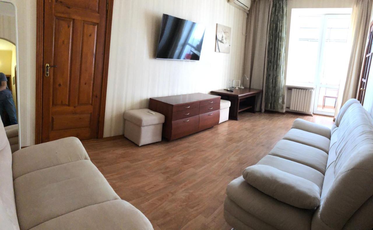 Doba In Ua Centre Apartments Ντνιπροπετρόφσκ Εξωτερικό φωτογραφία